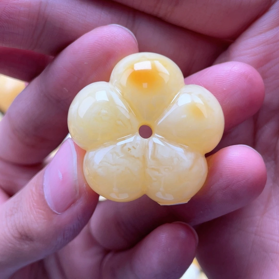 琥珀未镶嵌裸石蜜蜡