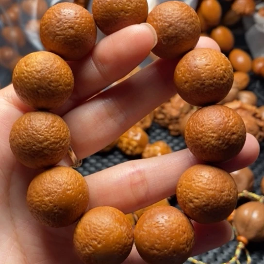 橄榄核吊坠小*心想事成