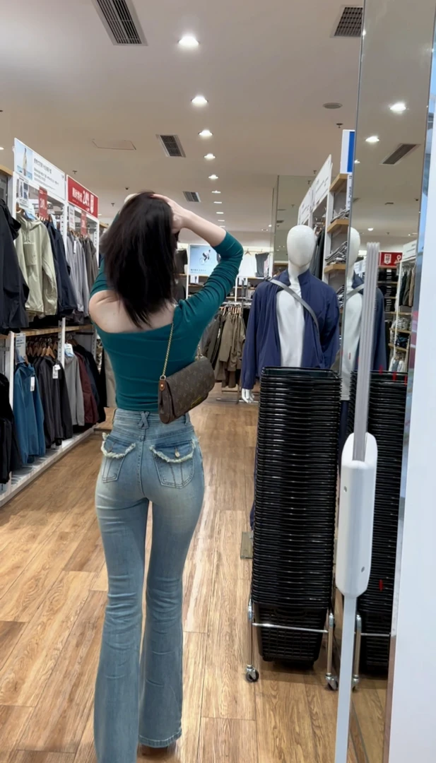 【LI JIE】高腰美式复古港风显瘦弹力修身微喇牛仔裤6838
