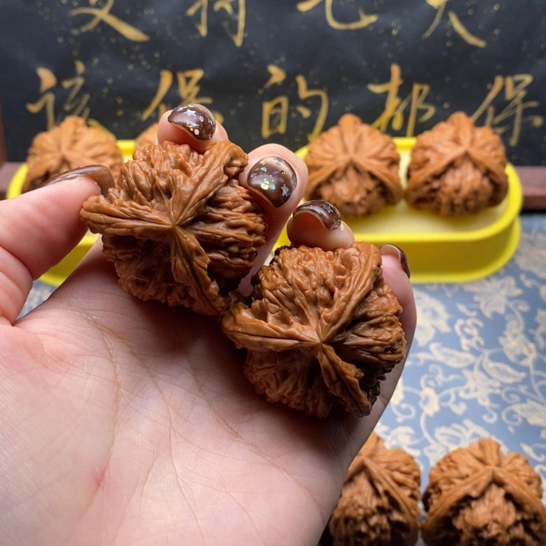 吊坠文玩核桃白**菜白狮子