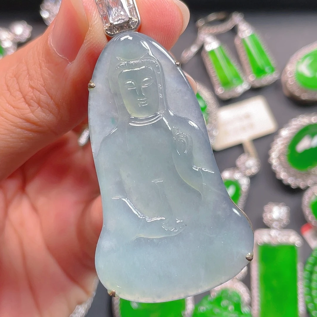 吊坠(不含链)未镶嵌翡翠