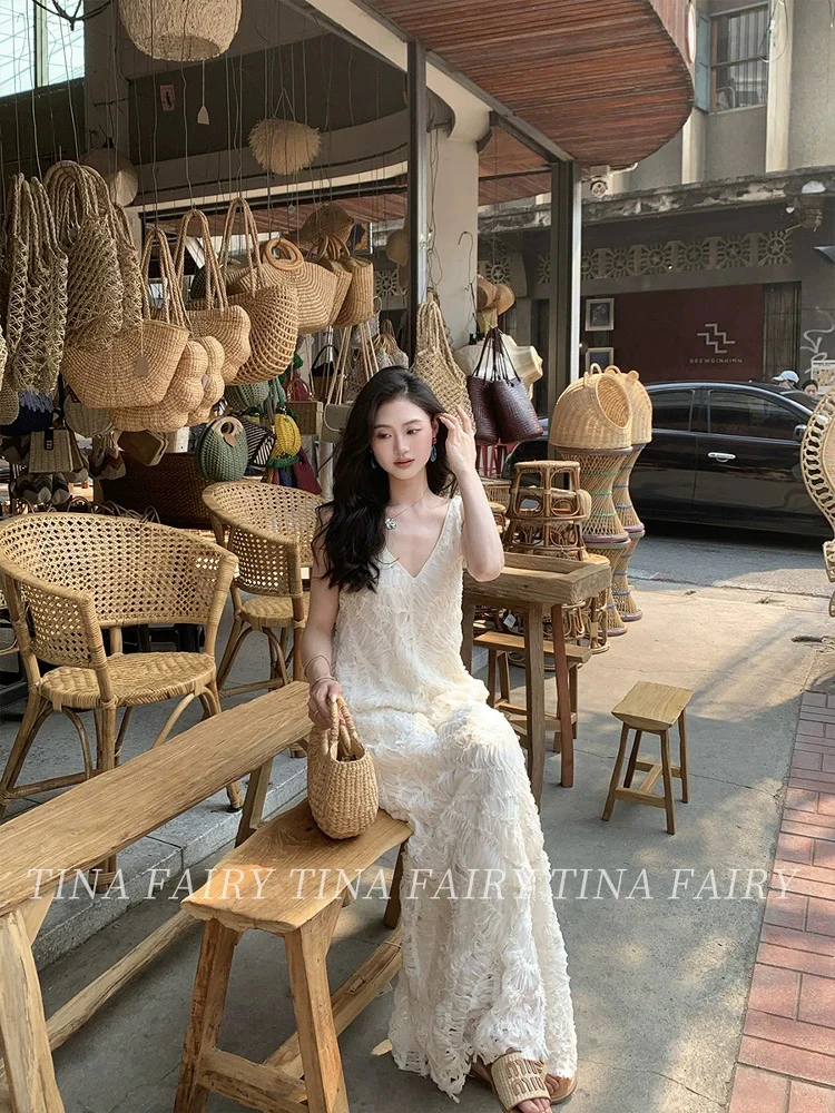 tina/“白开水”重工松弛连衣裙