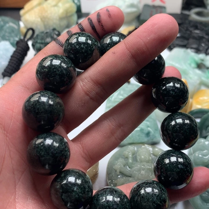 翡翠未镶嵌颈饰保真天然a货翡翠