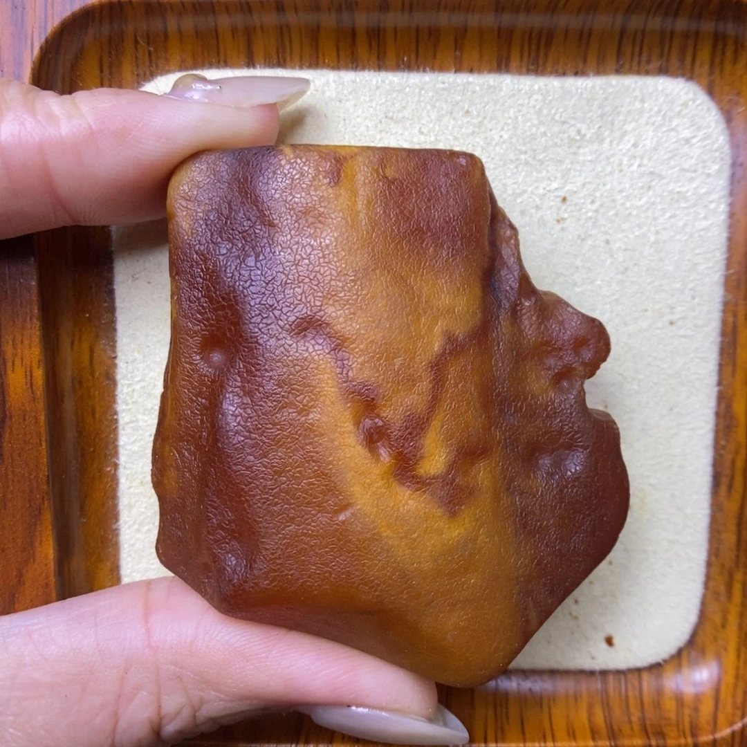 未镶嵌定制蜜蜡左***?敏