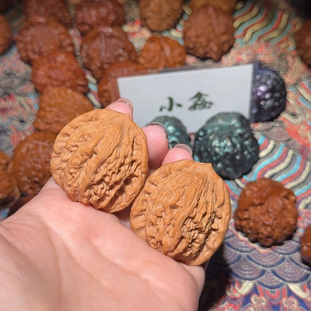 文玩核桃把件095号39麦穗虎头文玩核桃