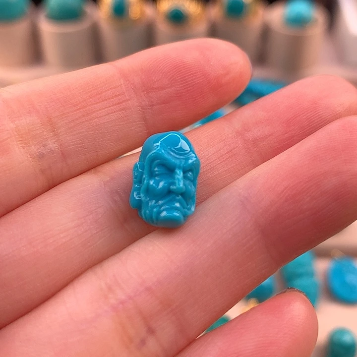 绿松石配饰未镶嵌