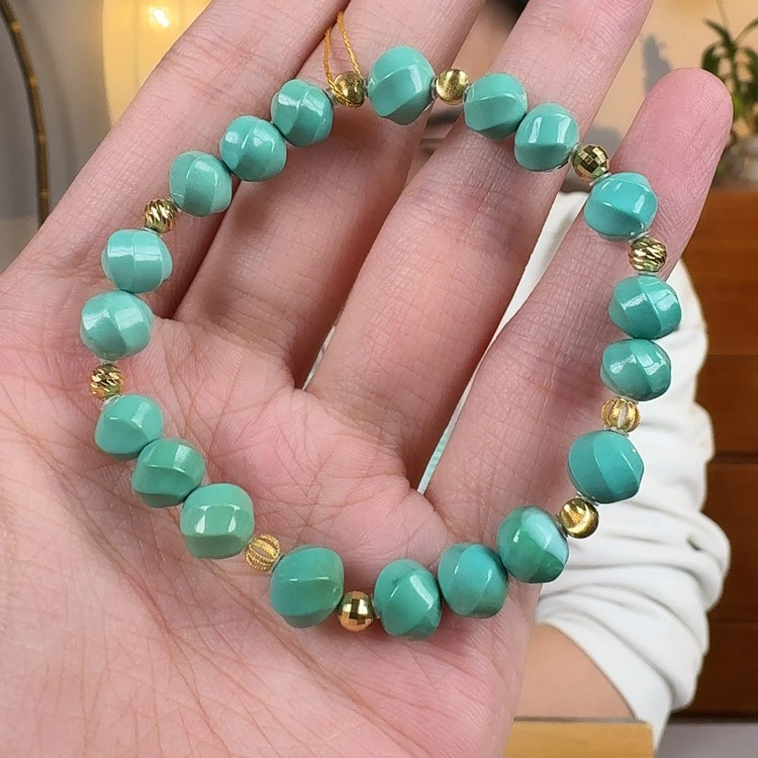 绿松石18K金镶嵌挂件