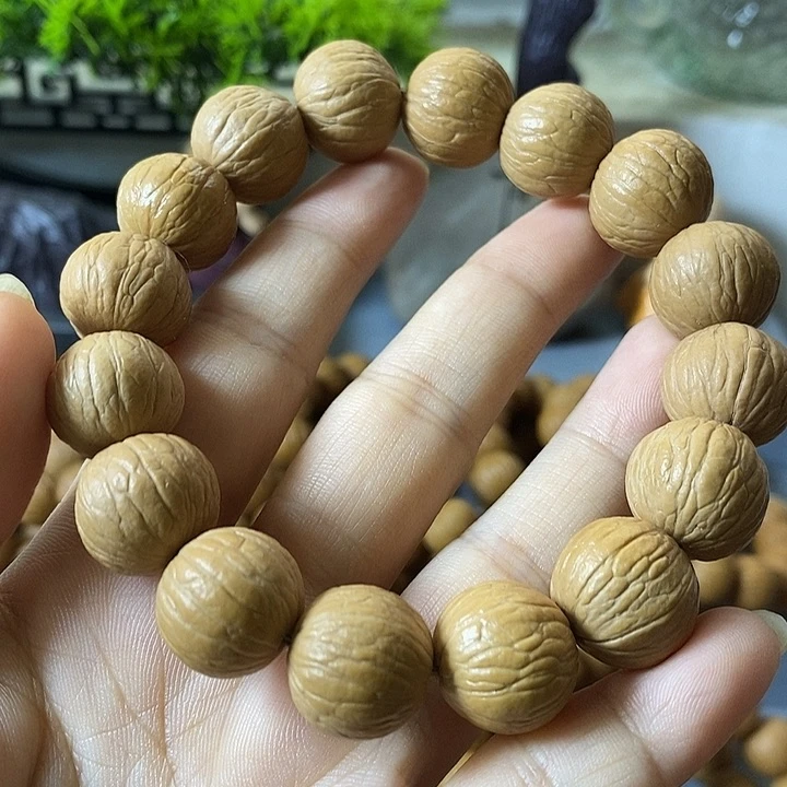 猴头核桃手串聚宝盆