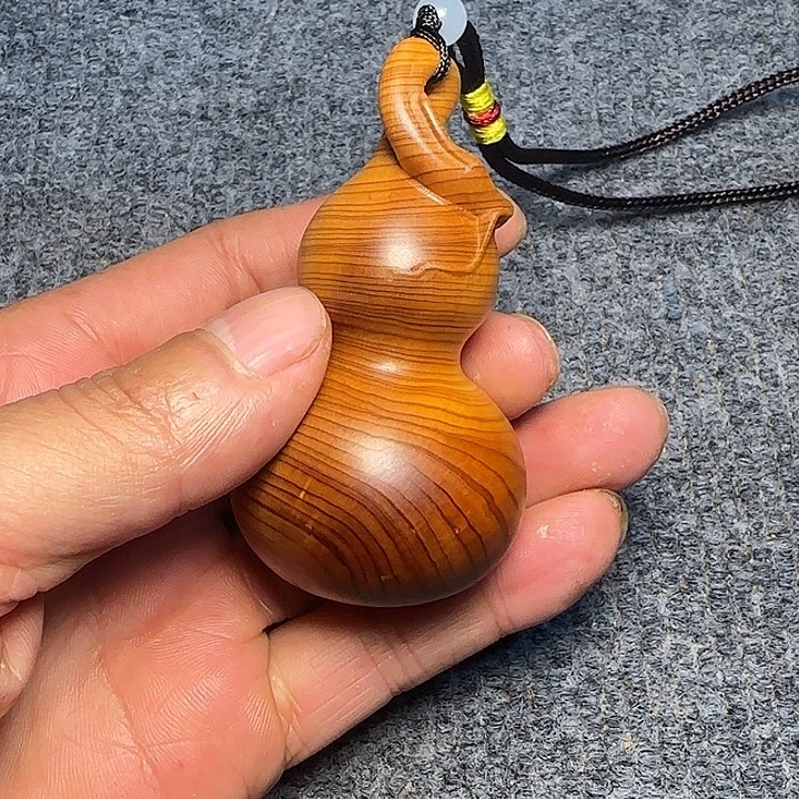 柏木（崖柏）全陈化老料把件