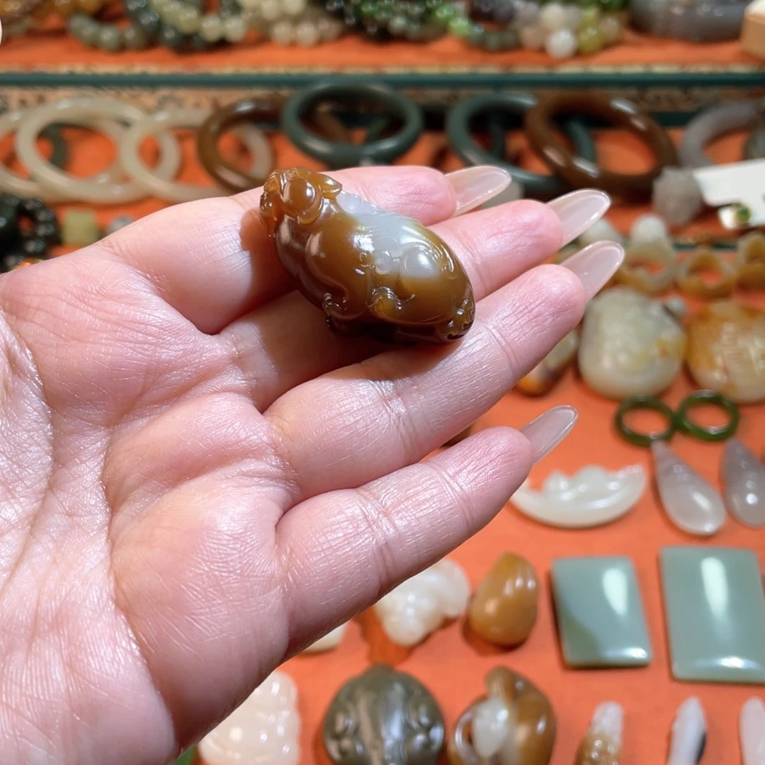 和田玉吊坠未镶嵌振*