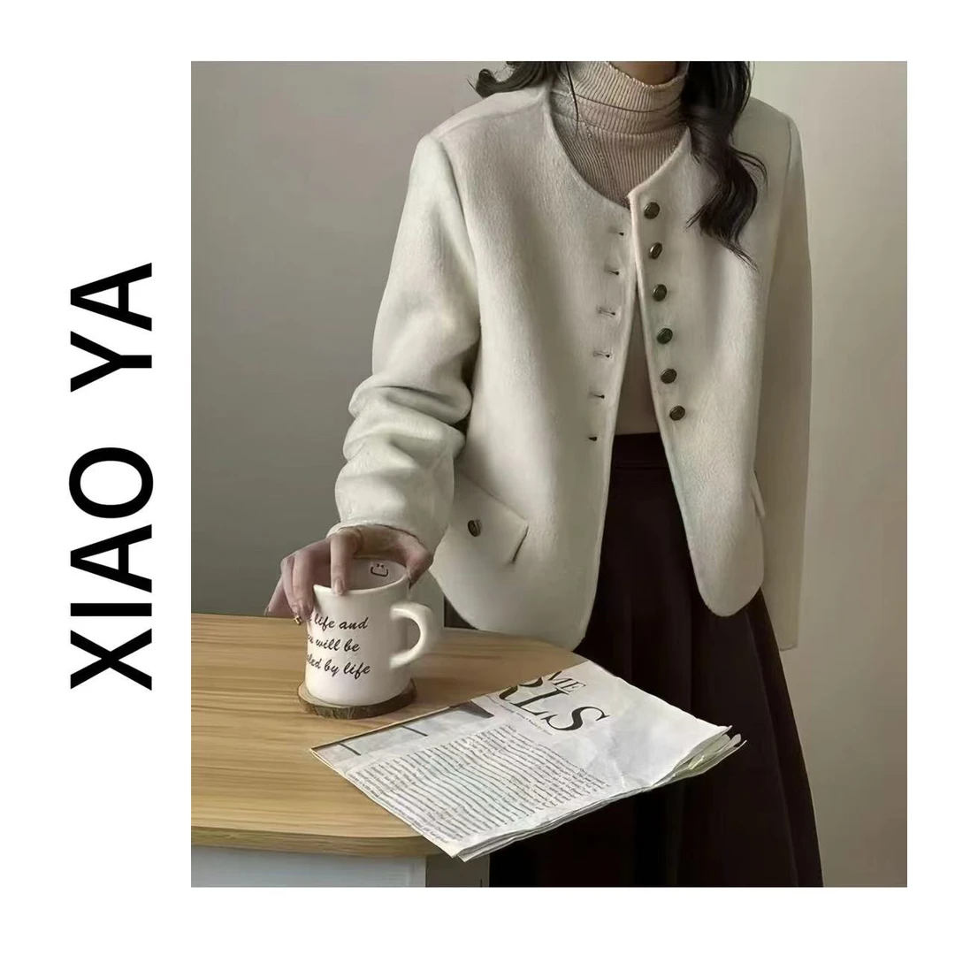 3513春季新款韩版简约设计感单排扣圆领外套