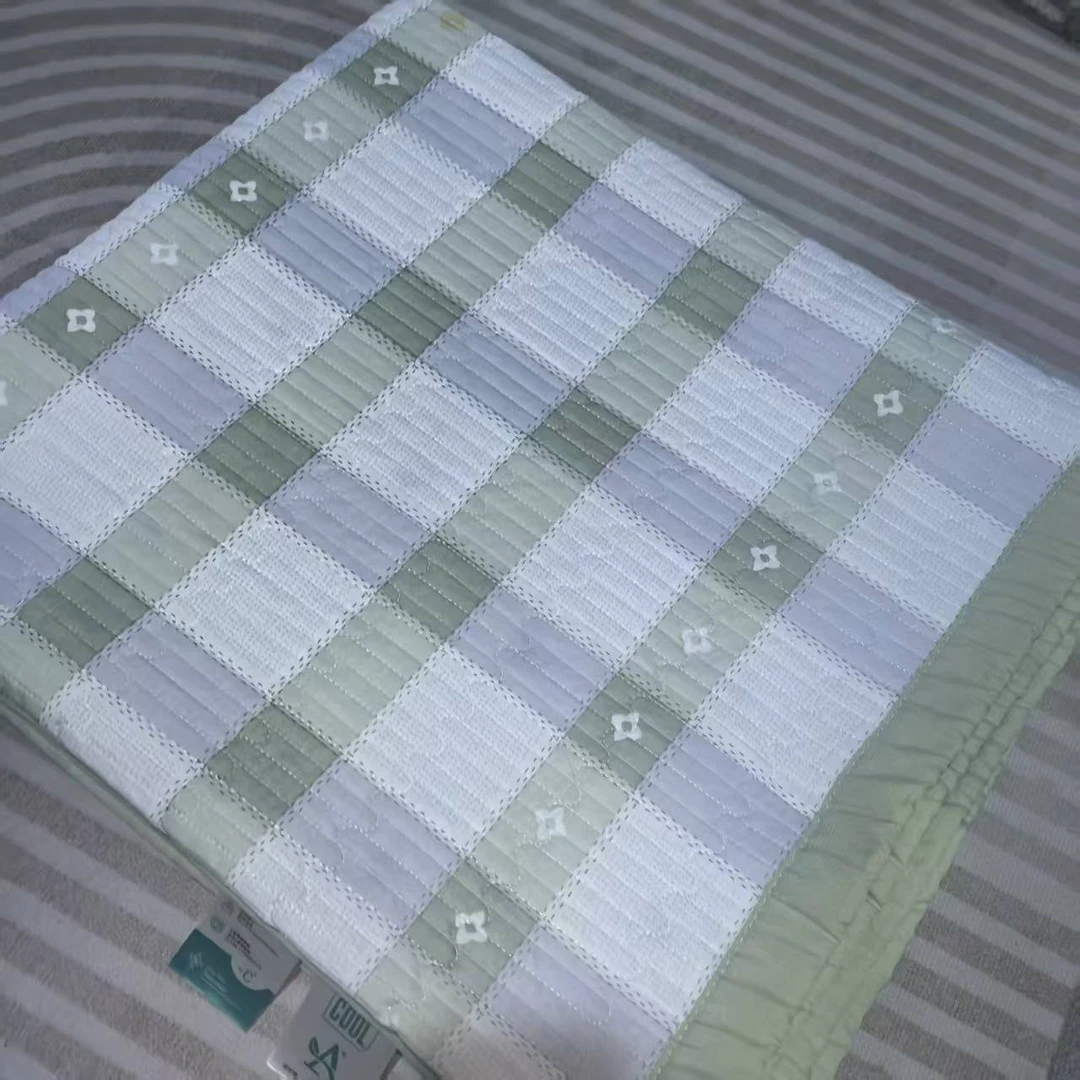 【绿白格】夏季专用天丝凉席2