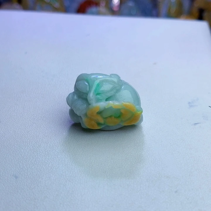 颈饰未镶嵌翡翠狐