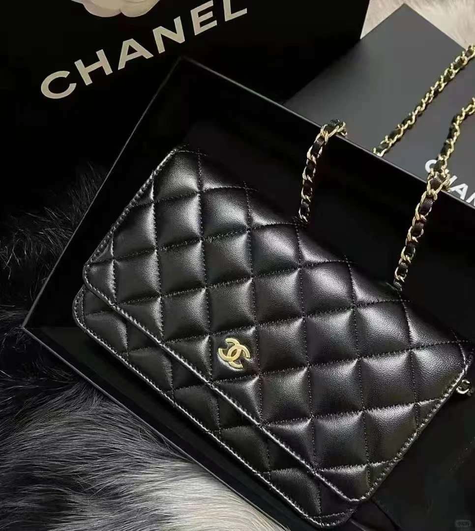 99新 Chanel/香奈儿 发财woc黑金羊/99新/优选