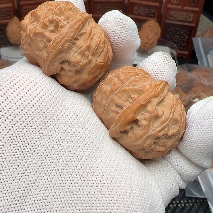 吊坠文玩核桃苹果园无药变异～元宝自然形态独一款福利