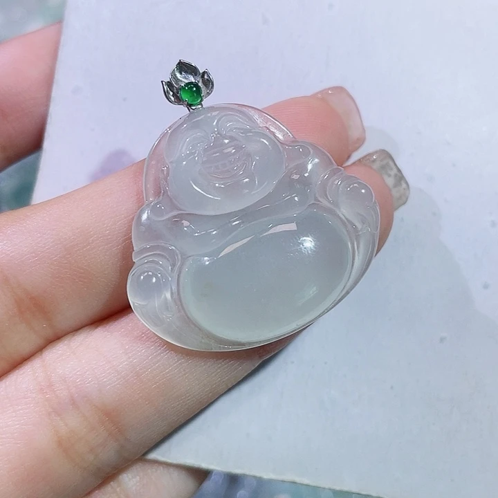 翡翠18K金镶嵌颈饰佛公