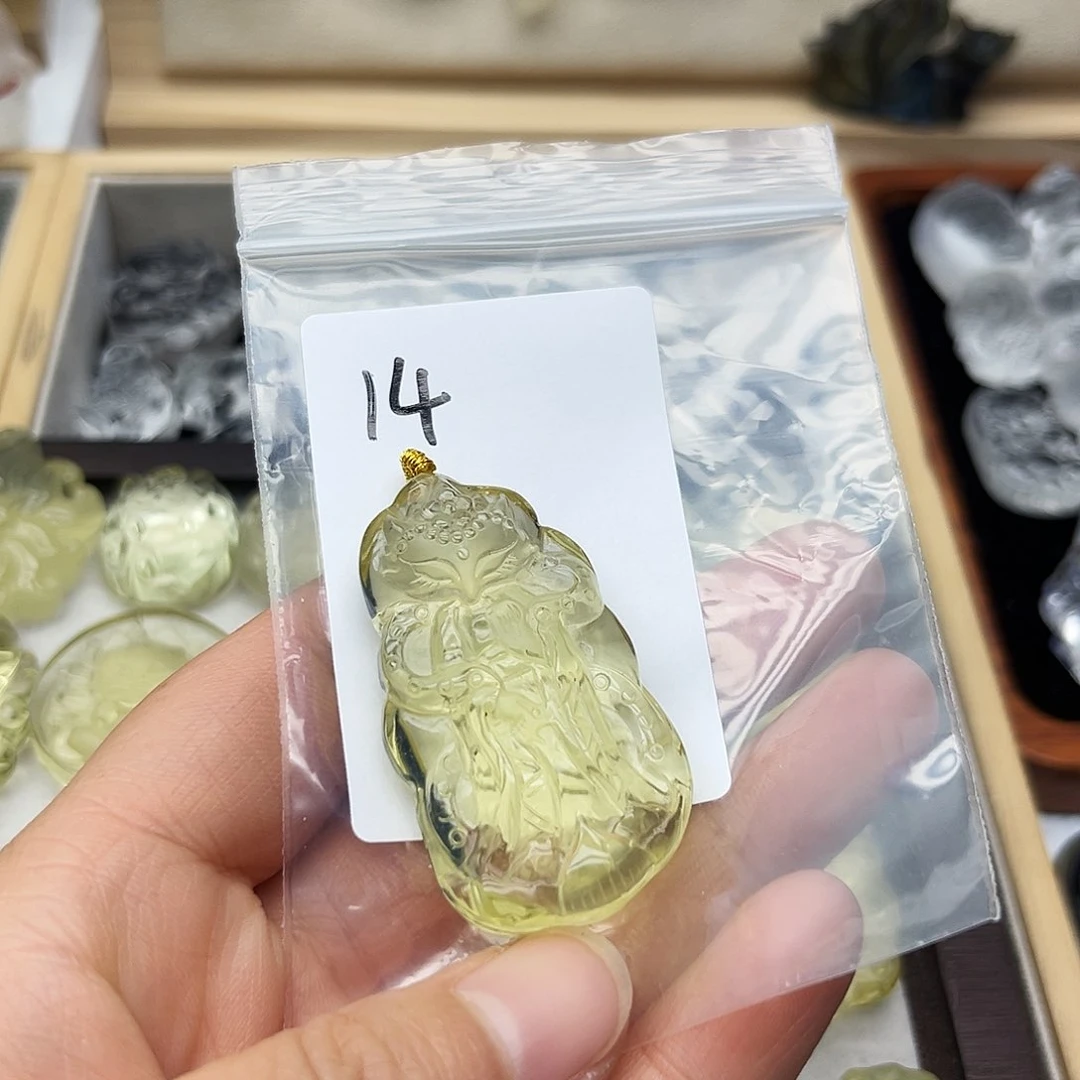 水晶颈饰未镶嵌黄水狐14号