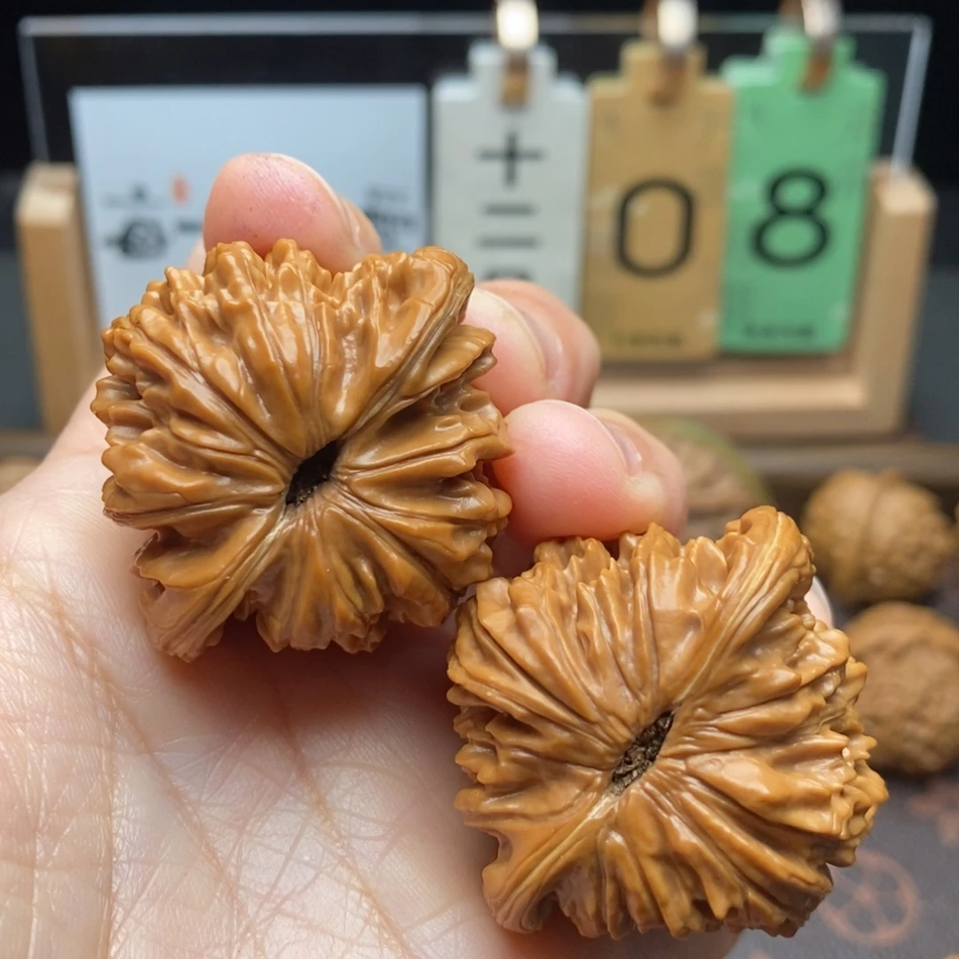 文玩核桃把件四座楼43