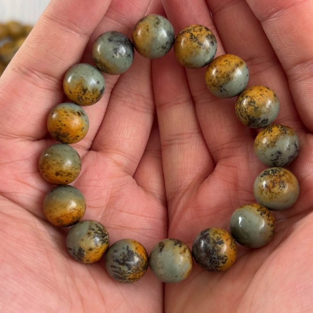 岫岩河磨玉（透闪石质玉）手串未镶嵌翩**音