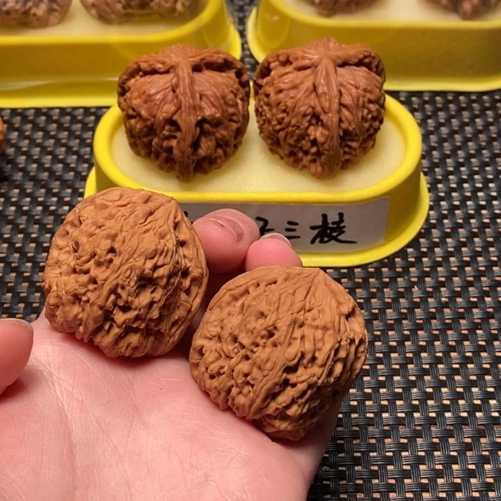 桃核吊坠41全品南疆石