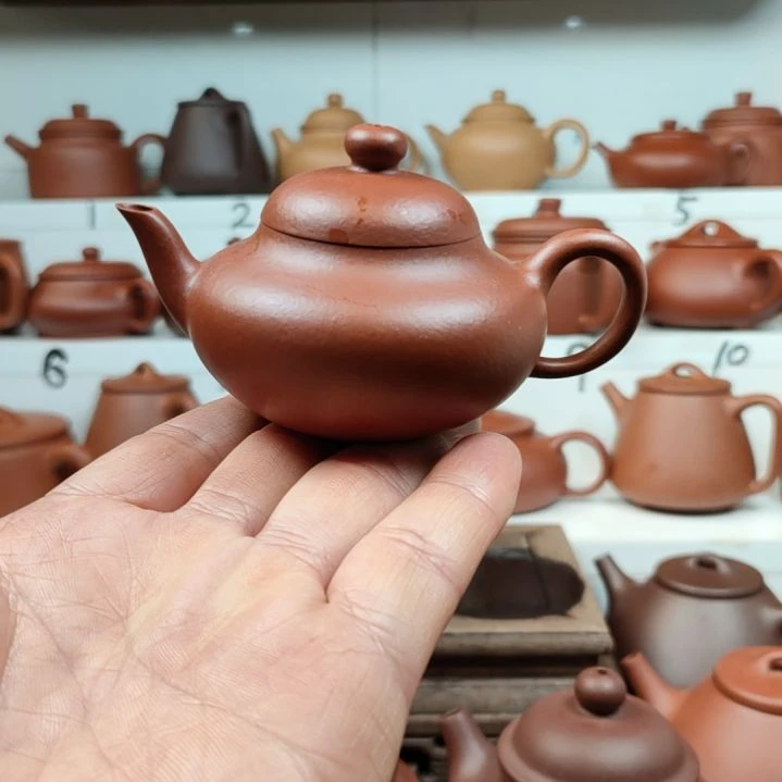 紫砂茶壶梨型赵朱30目90cc左右