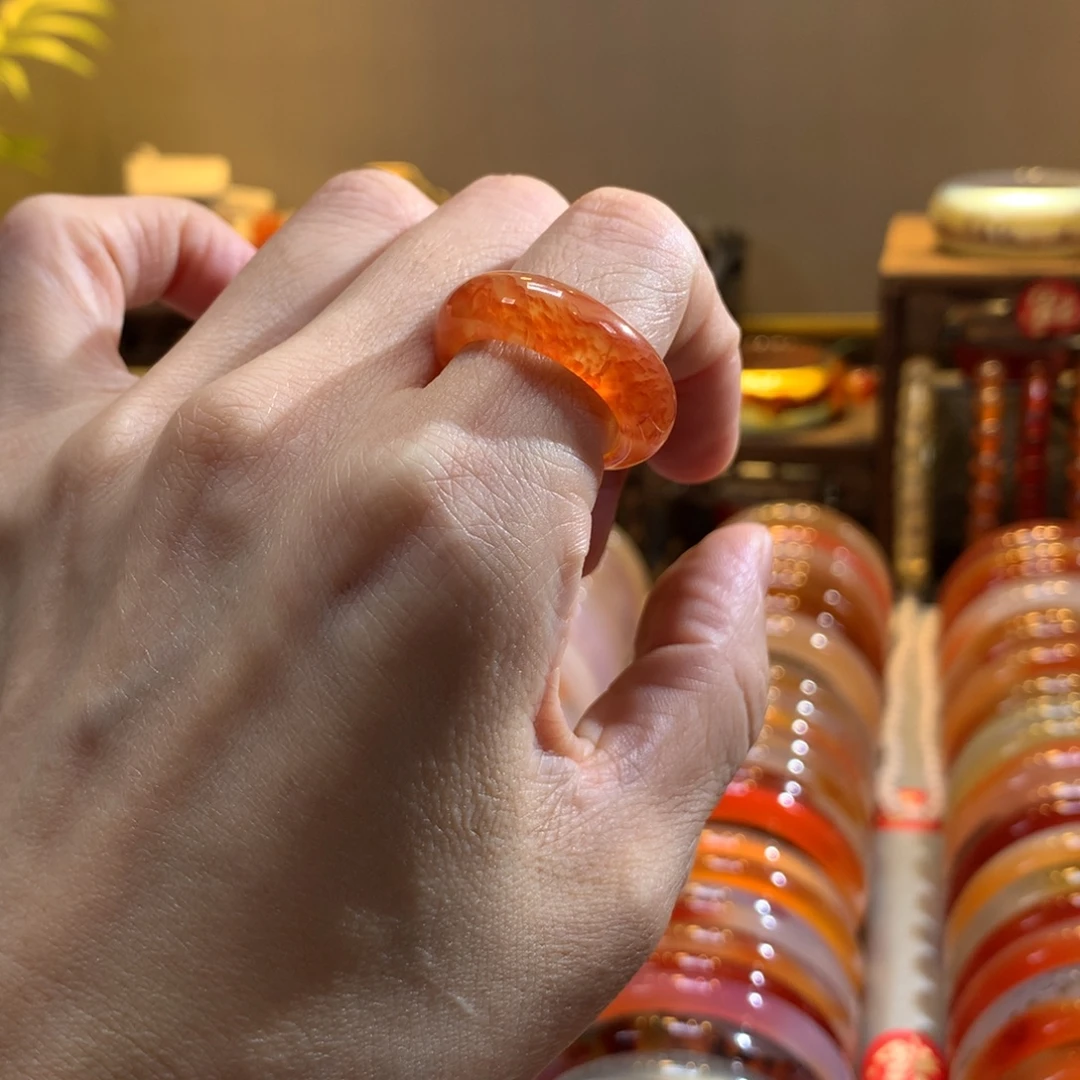 手***前玛瑙/玉髓未镶嵌戒指