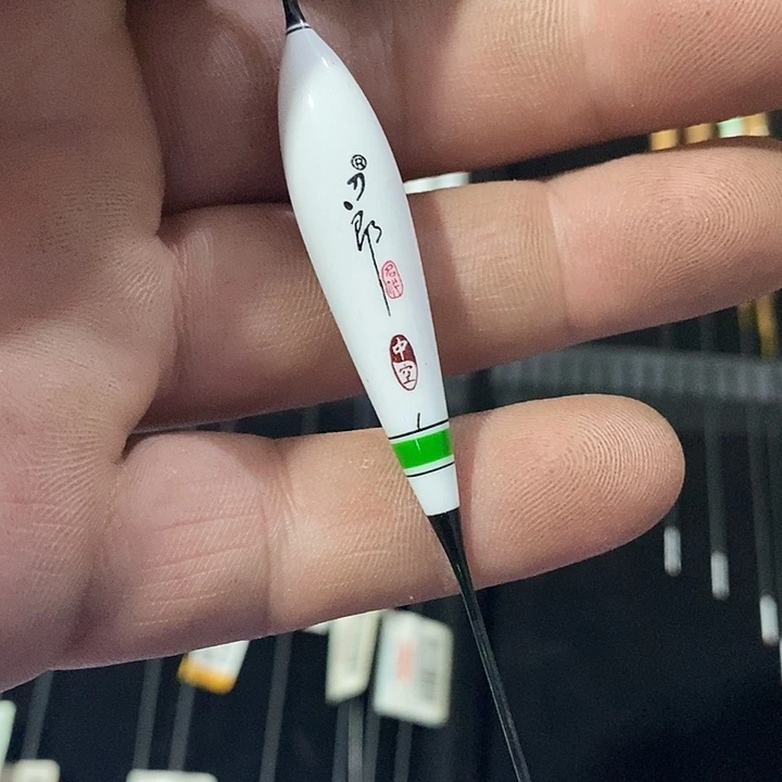 刀郎羽毛浮漂一号吃铅一点六