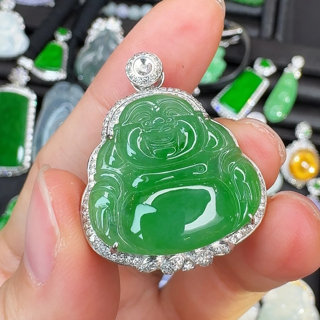 翡翠18K金镶嵌颈饰冰绿佛公