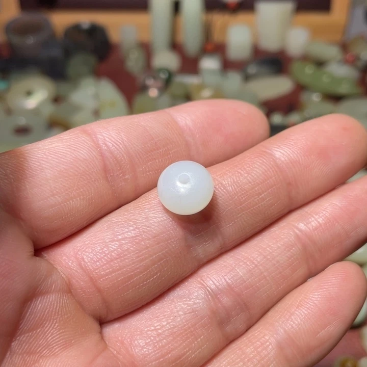 和田玉吊坠(不含链)未镶嵌猴****兵