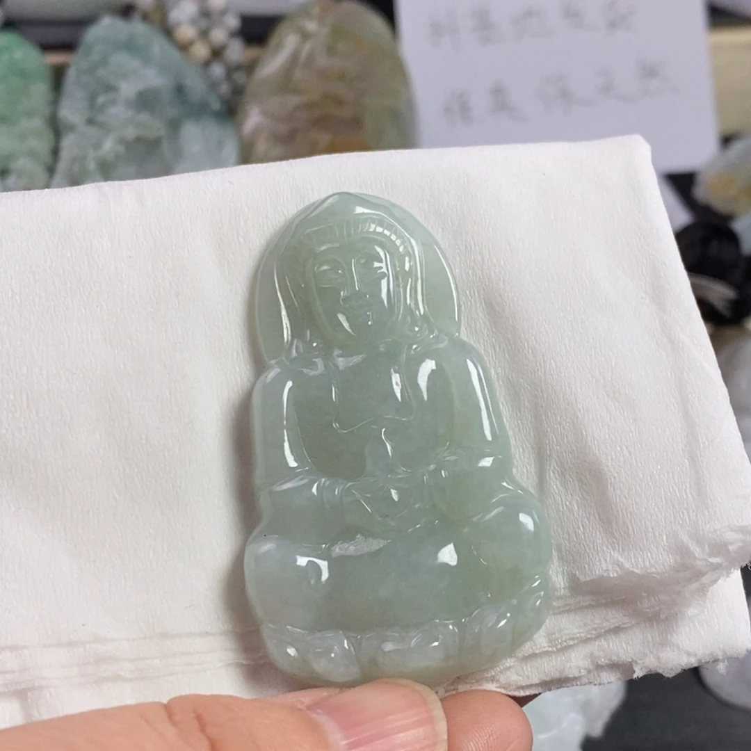 翡翠颈饰未镶嵌稳***胜观音