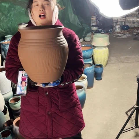 口25高30瑕疵底部鼓包