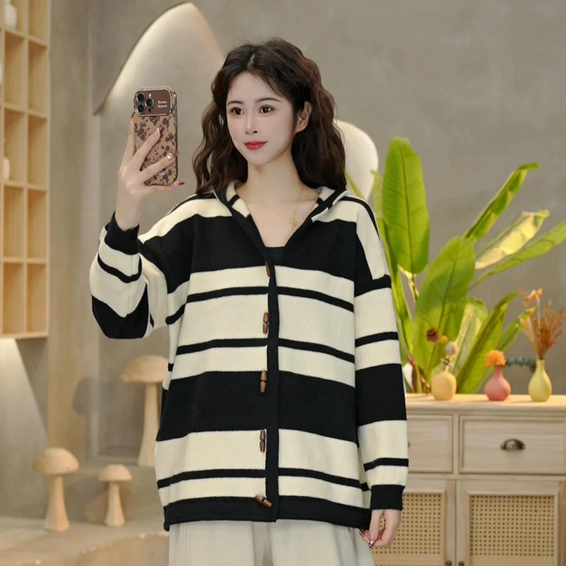 5155 冬季新款木扣子连帽毛衣宽松时尚百搭休闲百搭上衣