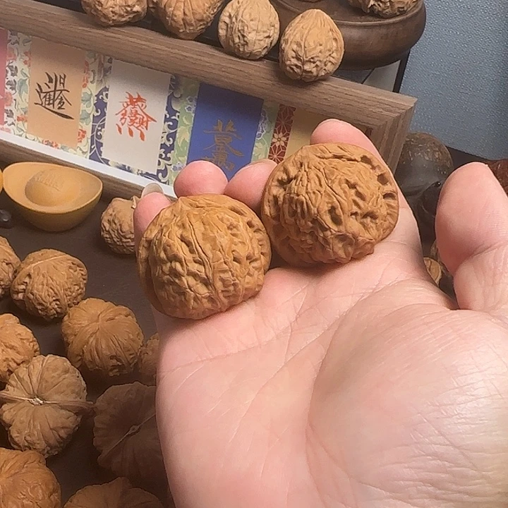 文玩核桃吊坠40边40度全品福利元宝