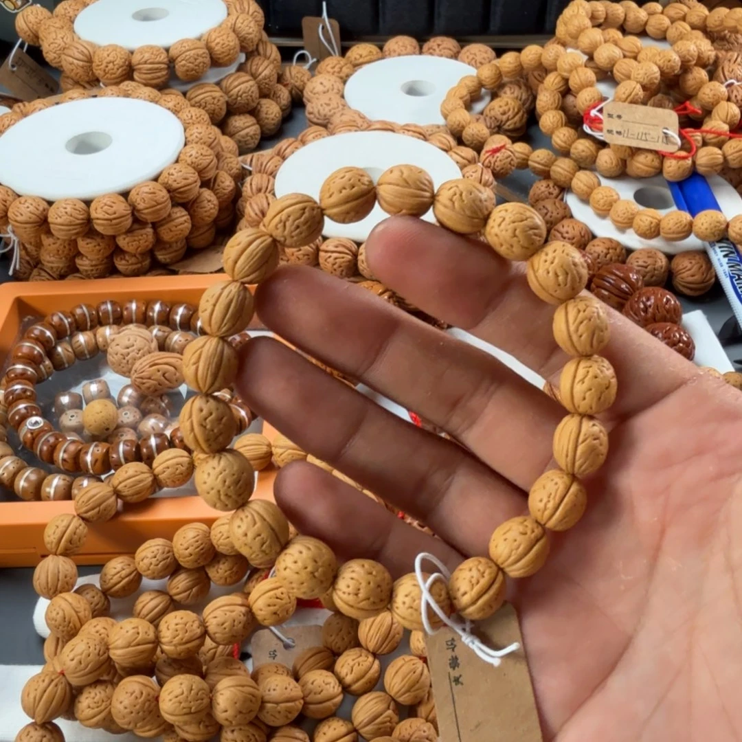 W***叁桃核手串小棒棒桃核手串