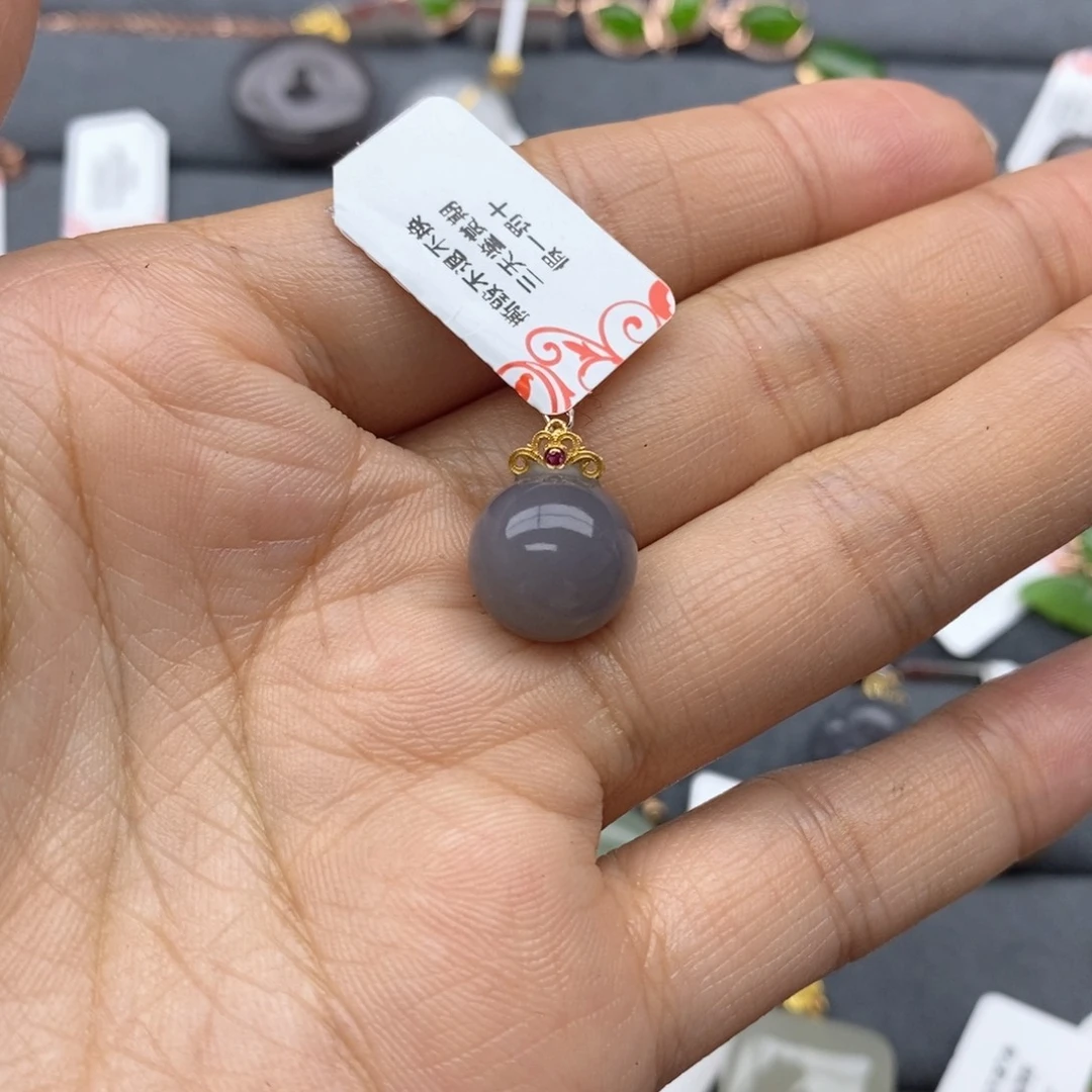 和田玉吊坠(不含链)18K金镶嵌用****5