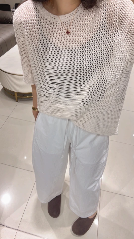 【雅祺YAQI】圆领镂空针织上衣