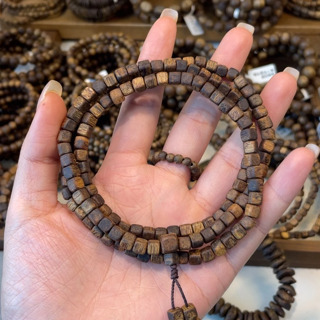 沉香卡5方糖单圈11-12克