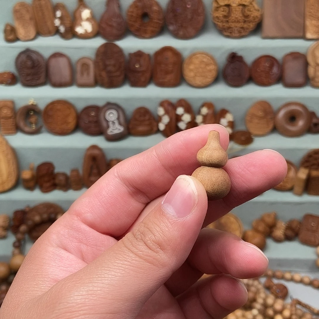 檀香木无事牌新**姐全品福利