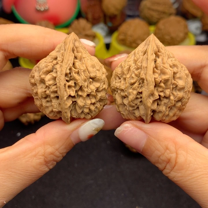 文玩核桃吊坠鸭嘴兽