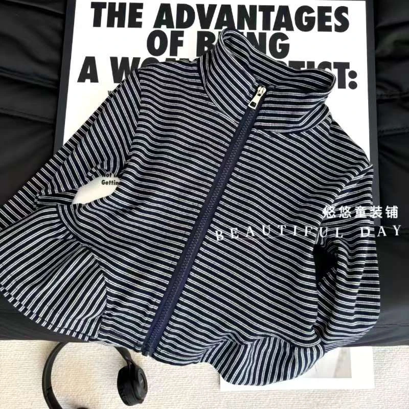 【亲子款】女童休闲秋装2025新款条纹拉链长袖屁帘直筒裤套装