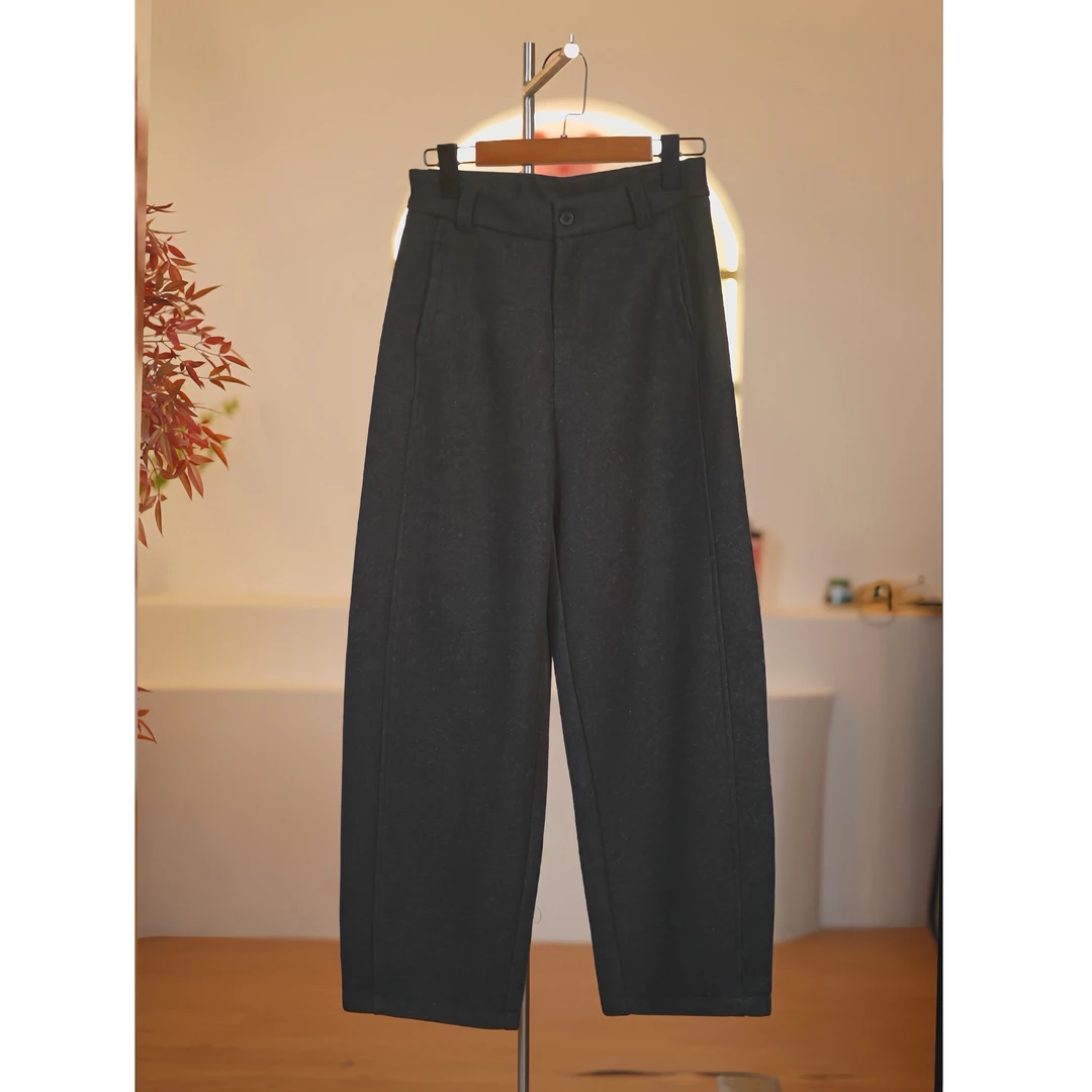 雪域呈晖·25年秋冬新款加绒加厚保暖改良弯刀时尚显瘦直筒裤