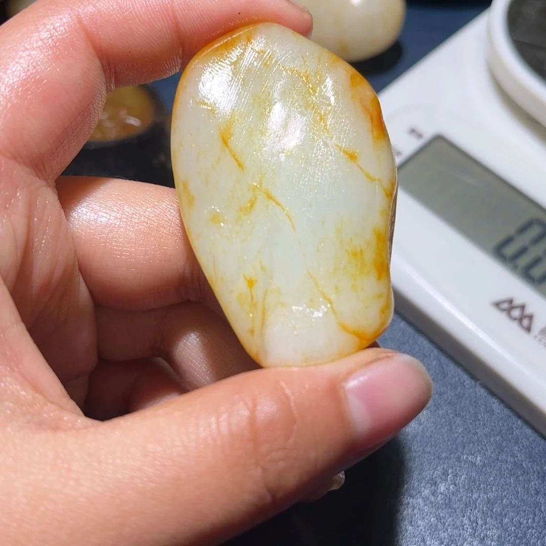 和田玉未镶嵌珠宝奇石