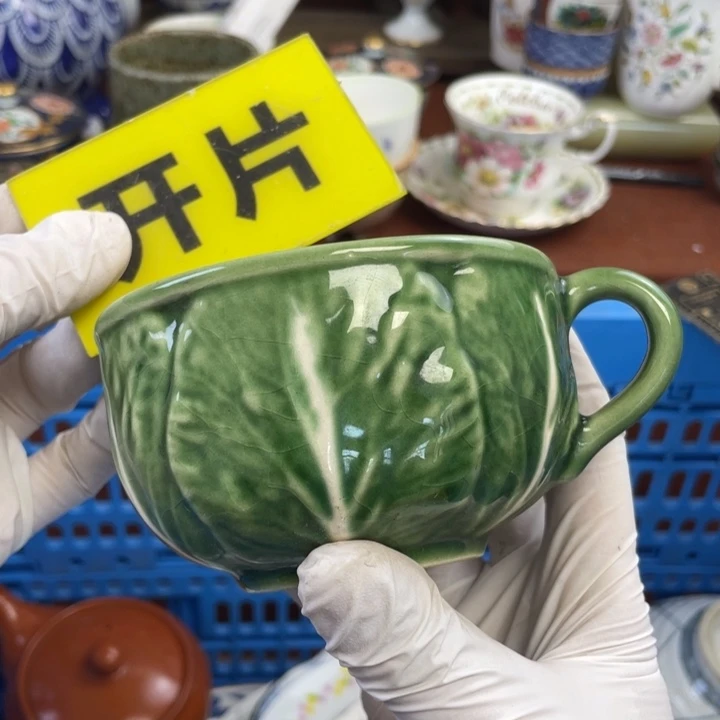 他家瓷器真美…开播了