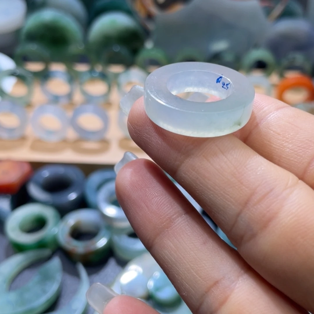 定制翡翠未镶嵌天然翡翠9-17圈