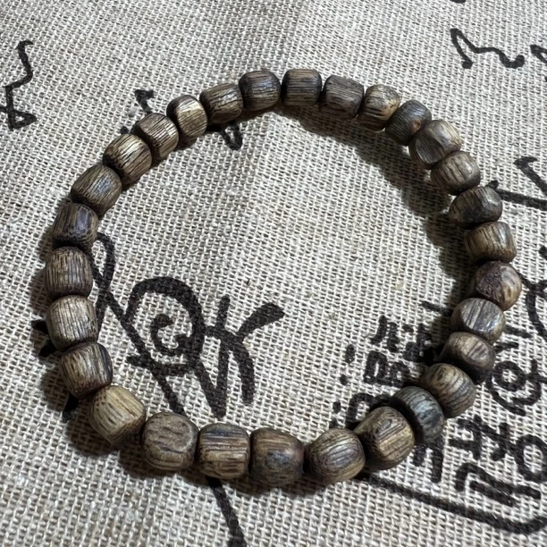 【新人福利款】海南老白棋随行沉香单圈多样性发一条