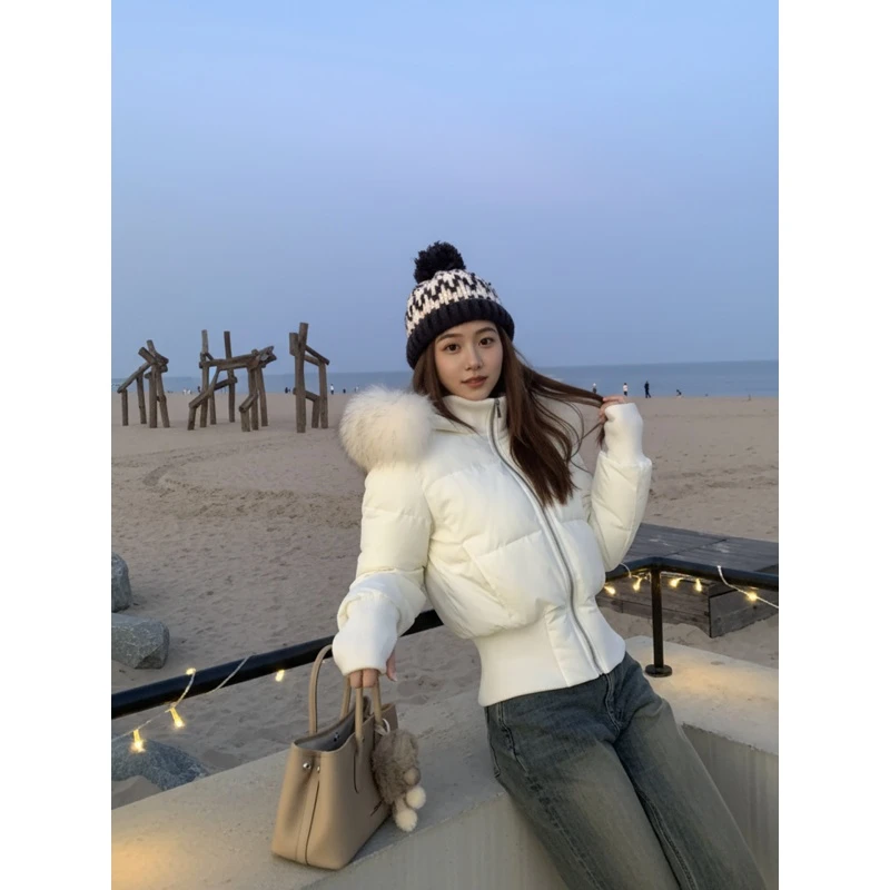 2025秋季白色大毛领棉服女冬季收腰显瘦棉衣袄加厚加绒连帽外套女