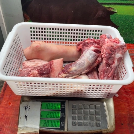 60中国大陆黑猪肉