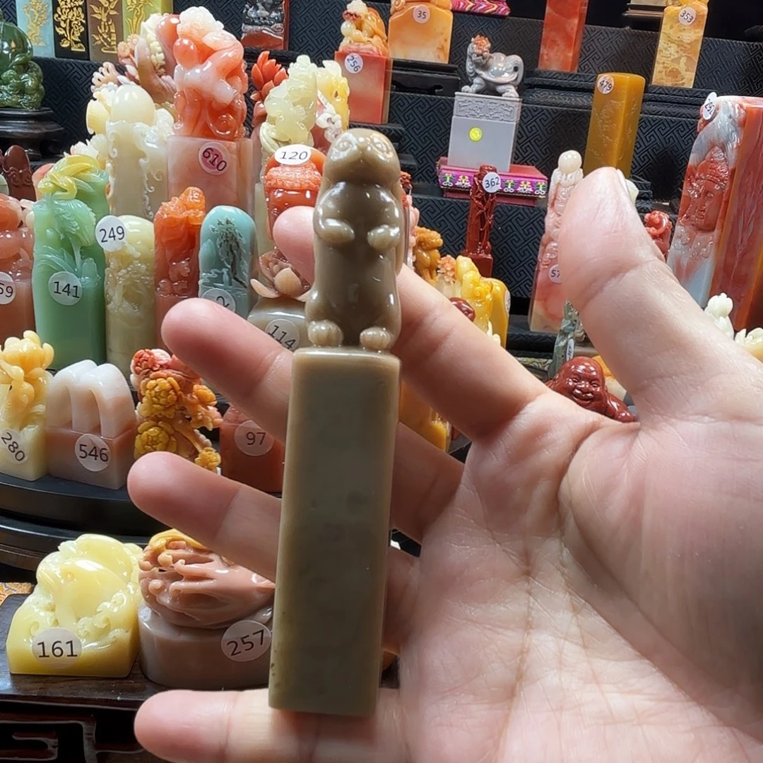 寿山石印石兔子印章