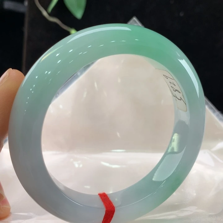 翡翠手镯未镶嵌111-5829