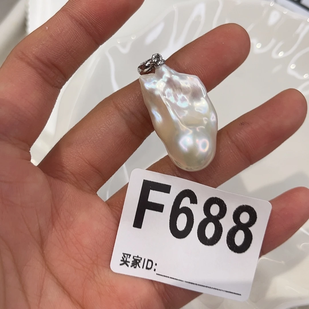 合金耳饰淡水珍珠